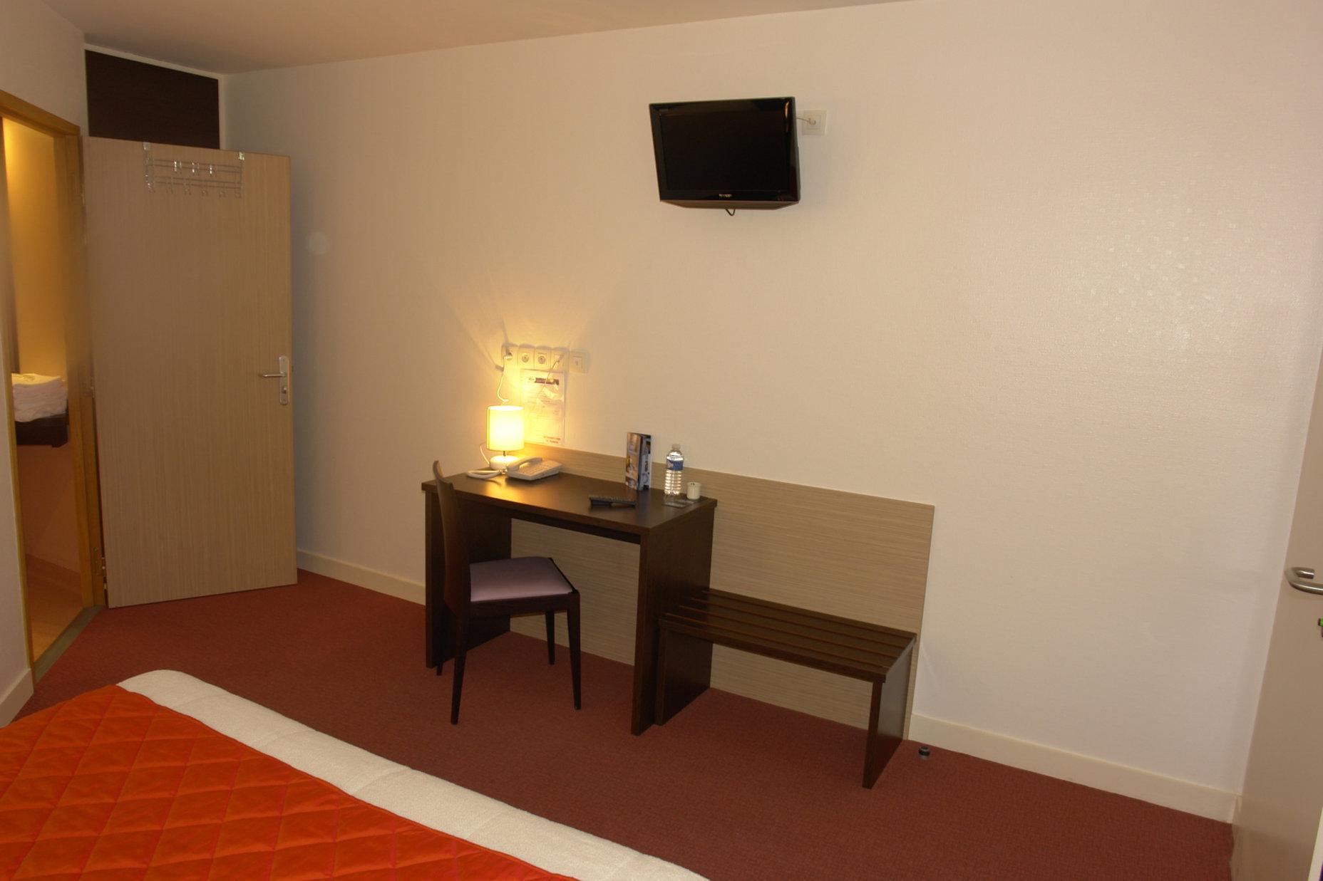 Brit Hotel Au Pays De Vitré Étrelles Habitación foto
